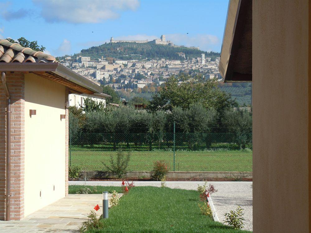 Valle Di Francesco Assisi Esterno foto